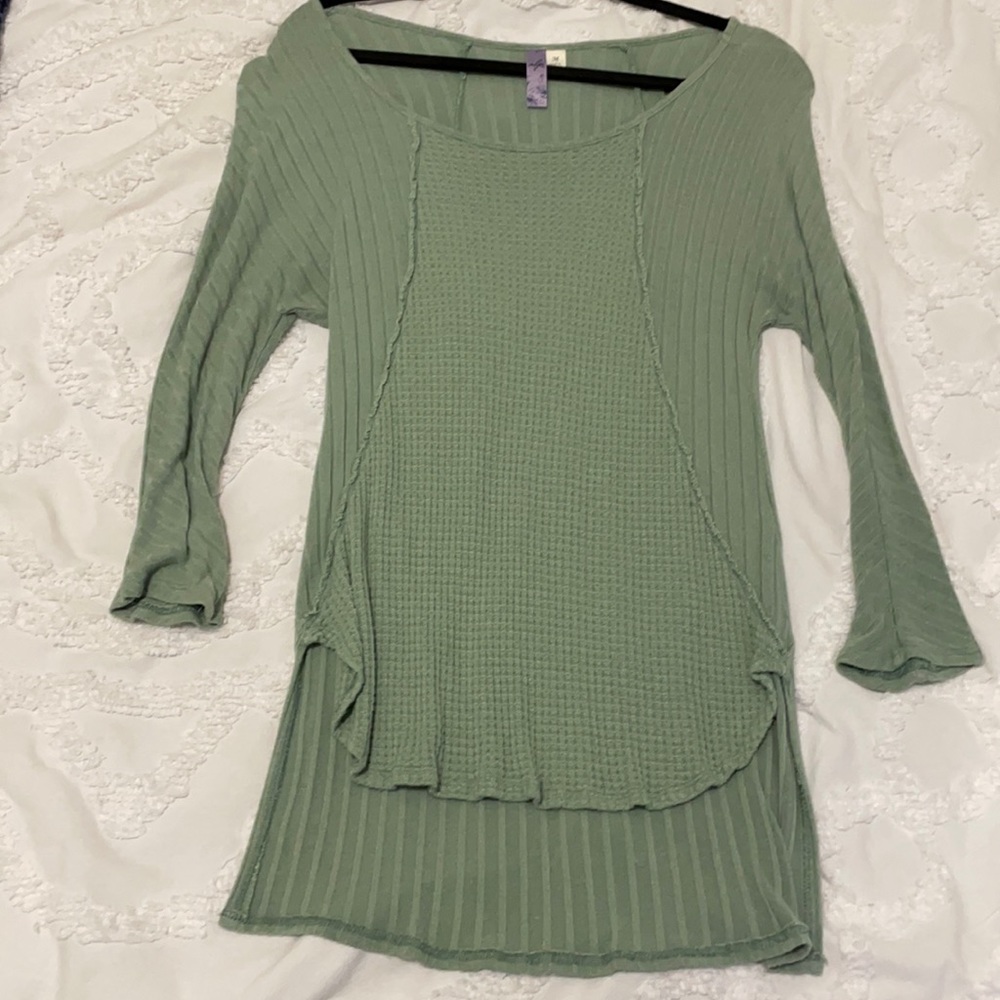 Green sweater top